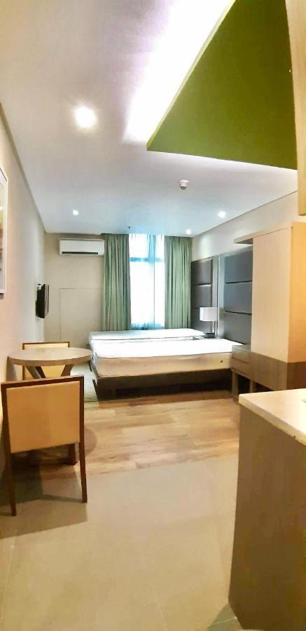 Studio Unit Condo At Antel Serenity Suites Makati Manila Ngoại thất bức ảnh